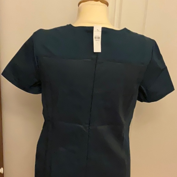 NWT Ann Taylor cap Mixed media sleeves faux leather sheath dress. - Picture 4 of 6